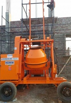 Concrete mixer machine